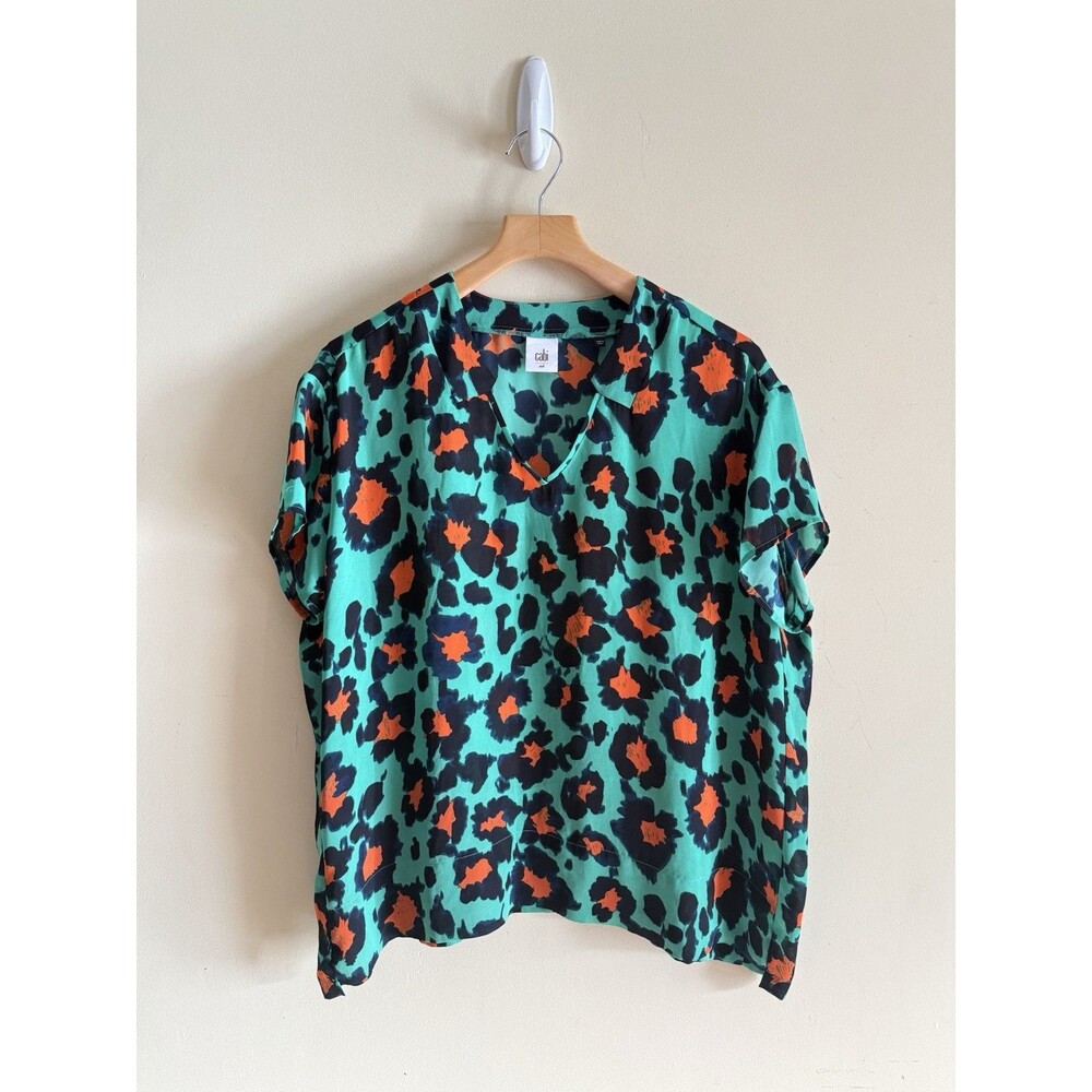 CAbi Style 5023 Green Orange Rita Animal Print Medium Blouse Pullover Leopard